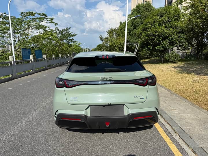 BYD Seal 06 GT, 2025 — фото 5 из 9