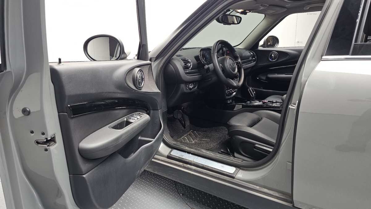 Mini Clubman, 2022 — фото 9 из 12