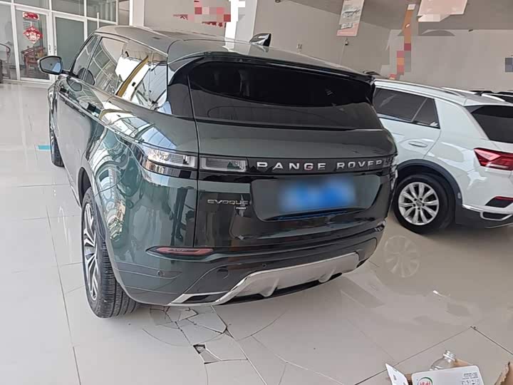 Land Rover Range Rover Evoque L, 2023 — фото 6 из 9