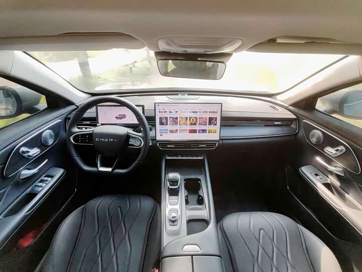 Chery Arrizo 8 Pro, 2025 — фото 6 из 9
