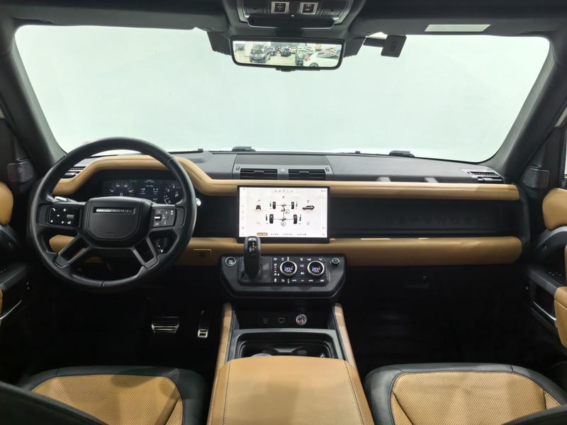 Land Rover Defender Hybrid, 2021 — фото 7 из 10