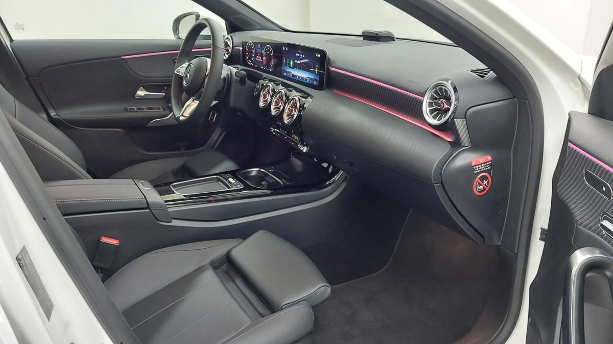 Mercedes-Benz A-Class, 2025 — фото 9 из 12