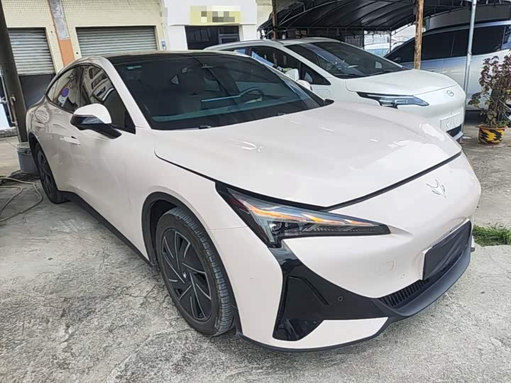 BAIC Arcfox Alpha S5, 2025 — фото 4 из 9