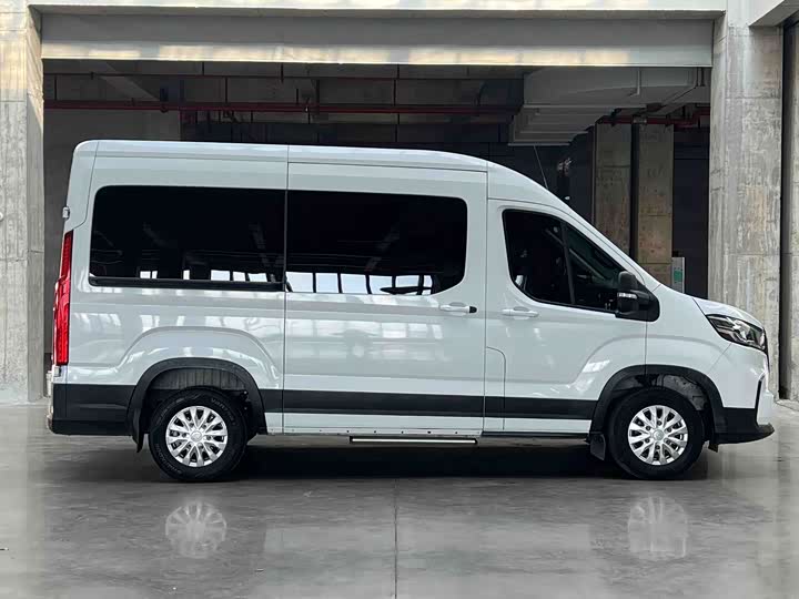 Maxus V90, 2023 — фото 4 из 9
