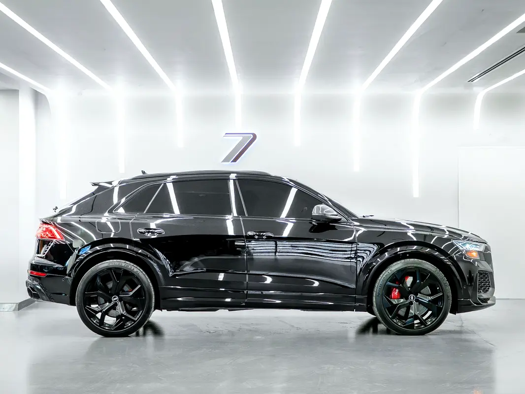 Audi RS Q8, 2024 — фото 3 из 10