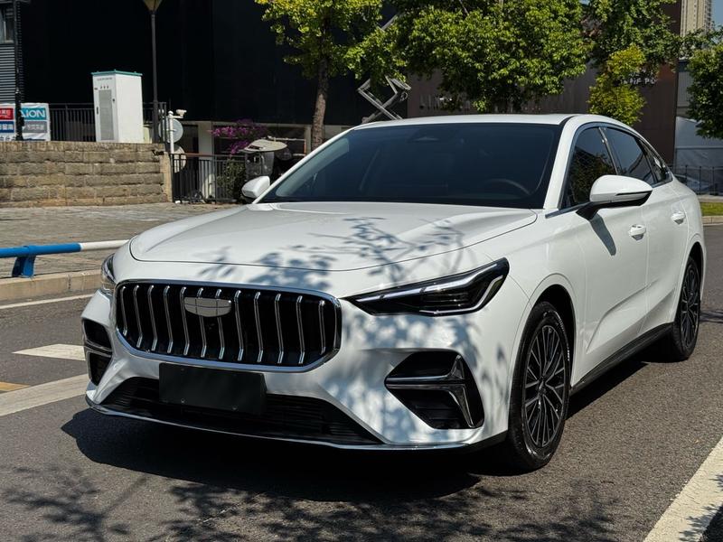 Geely Emgrand, 2025 — купить в Кирове под ключ
