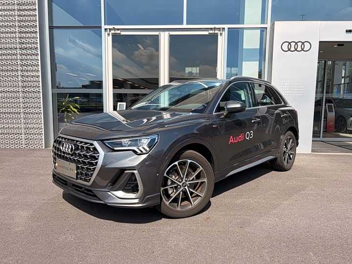 Audi Q3, 2025 — купить в Йошкар-Оле под ключ