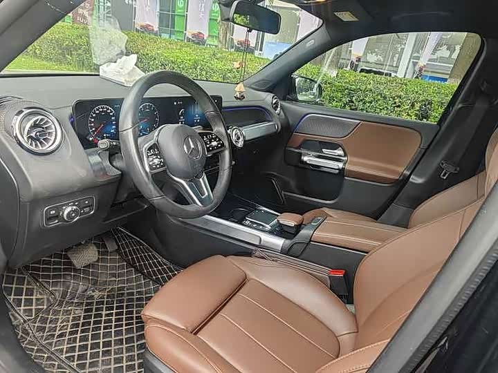 Mercedes-Benz GLB-Class, 2023 — фото 8 из 9