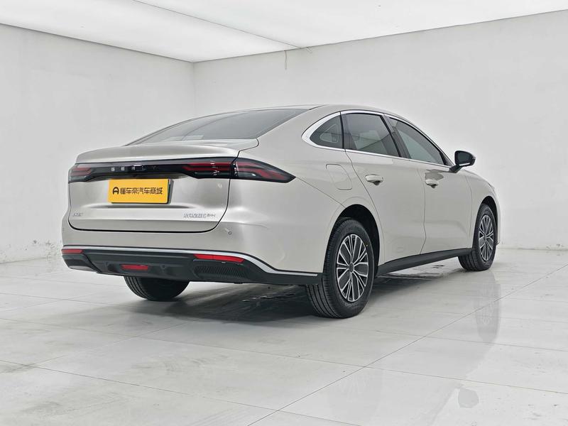 Geely Galaxy Starshine 6, 2026 — фото 7 из 12
