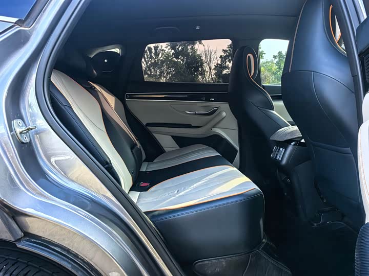 BYD Song Plus Hybrid/EV, 2022 — фото 7 из 9