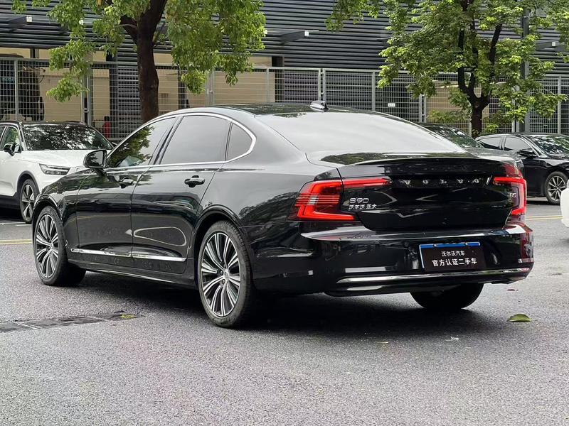 Volvo S90, 2023 — фото 4 из 9