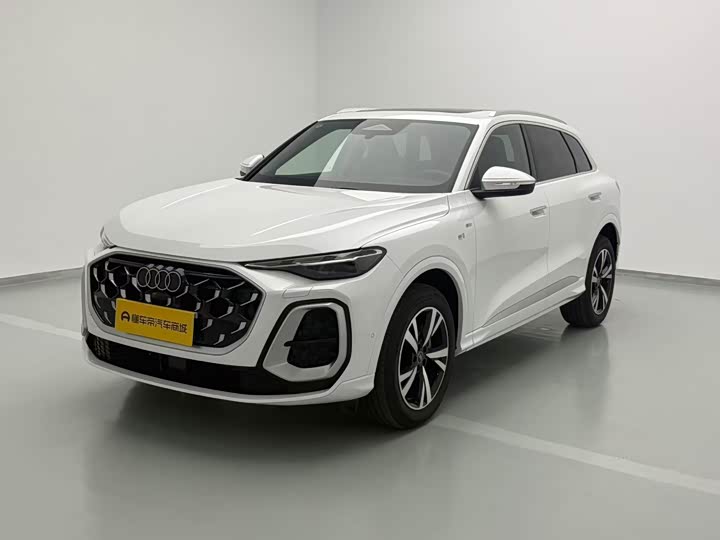 Audi Q5L, 2025 — купить в Саратове под ключ