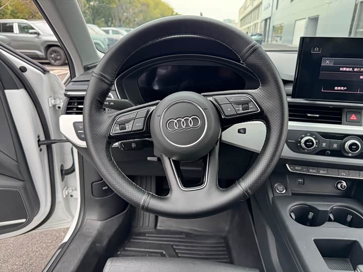 Audi A4L, 2023 — фото 7 из 9
