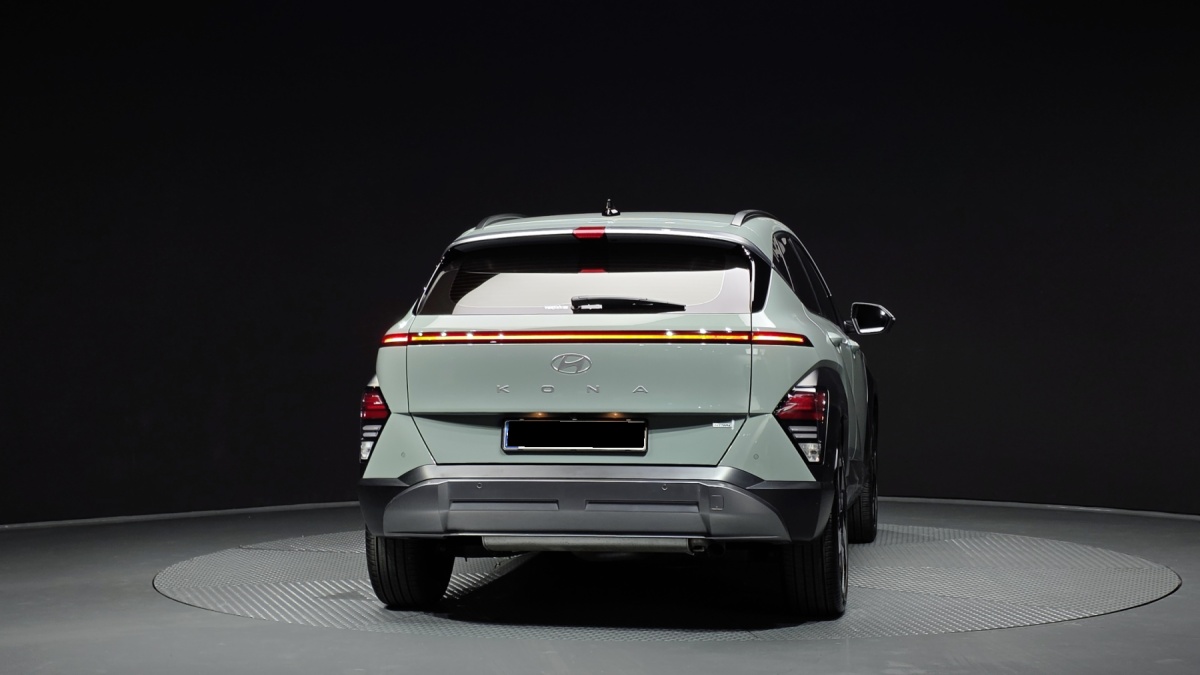 Hyundai Kona, 2023 — фото 4 из 12