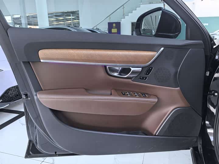 Volvo S90, 2022 — фото 4 из 9