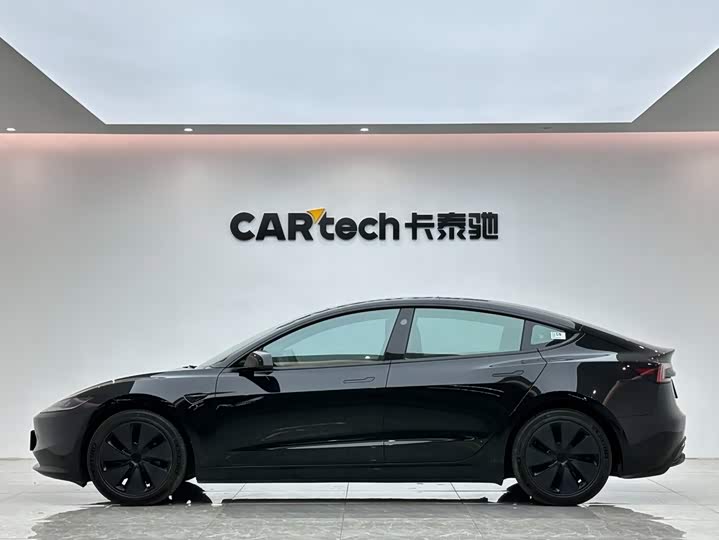 Tesla Model 3, 2024 — фото 2 из 9