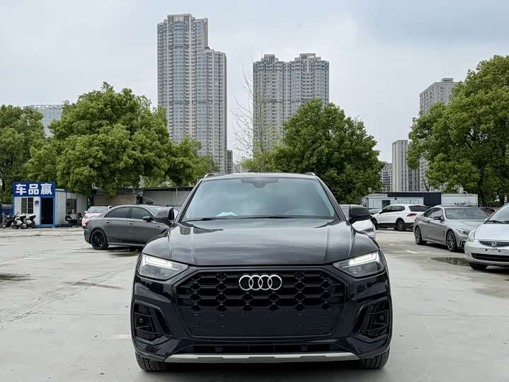 Audi Q5L, 2025 — фото 2 из 9