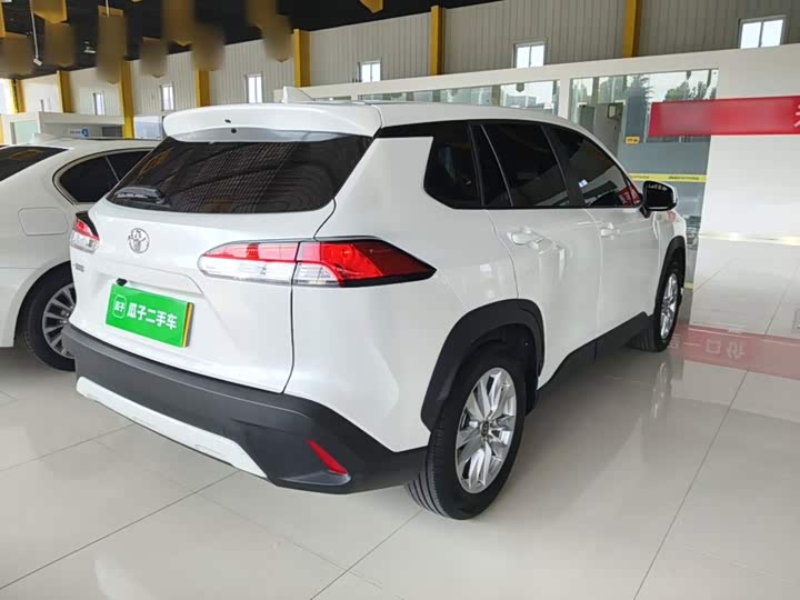 Toyota Corolla Cross, 2023 — фото 7 из 9