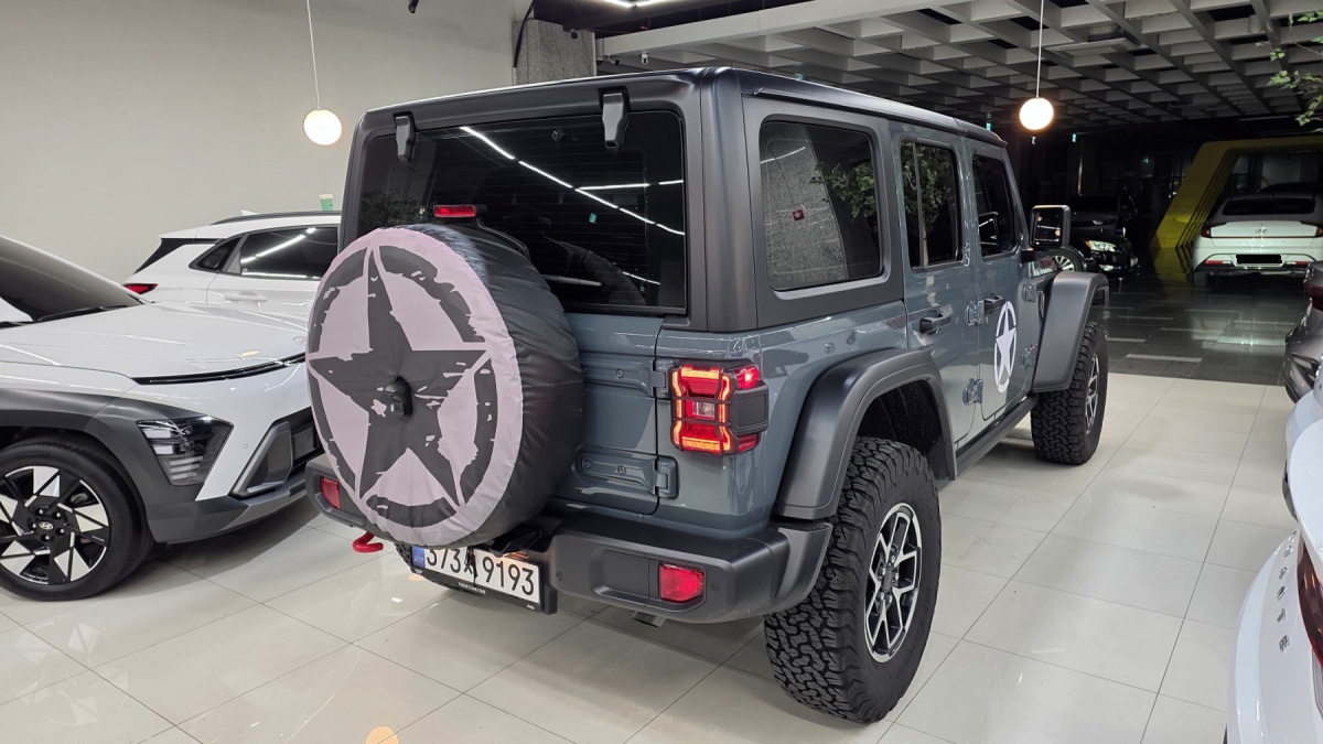 Jeep Wrangler, 2025 — фото 6 из 12