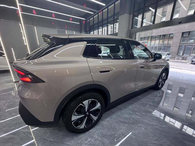 Changan Qiyuan (Nevo) Q05, 2025 — фото 5 из 12