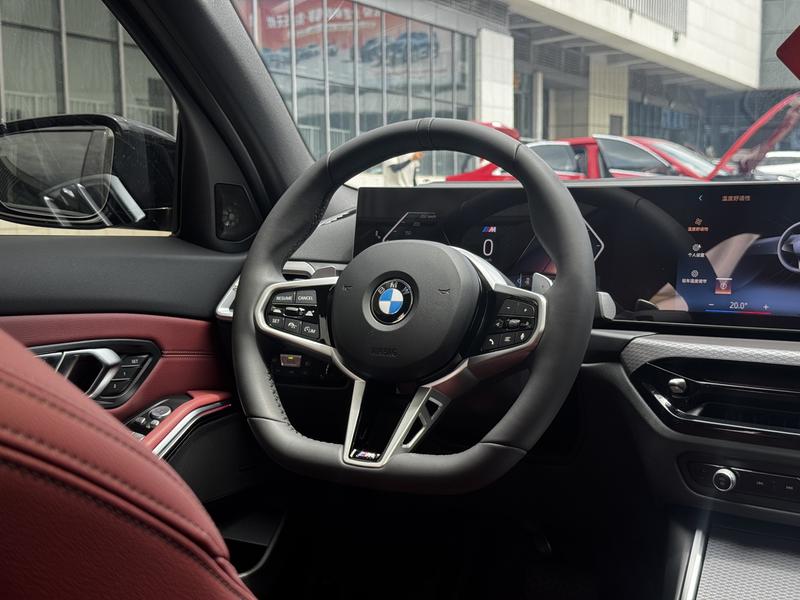 BMW 3 Series, 2025 — фото 8 из 12