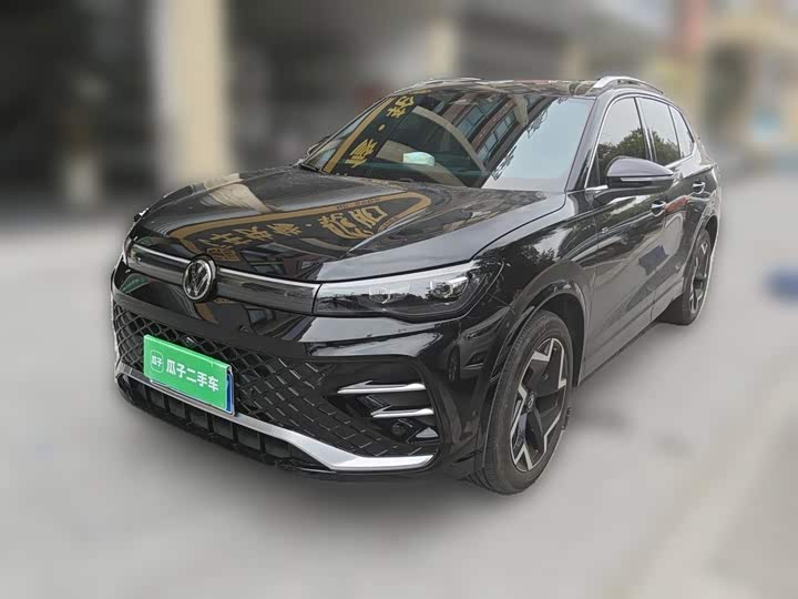 Volkswagen Tiguan L Pro, 2025 — купить в Москве под ключ