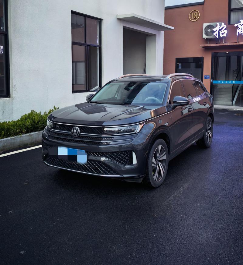 Volkswagen Tavendor, 2023 — купить в Санкт-Петербурге под ключ