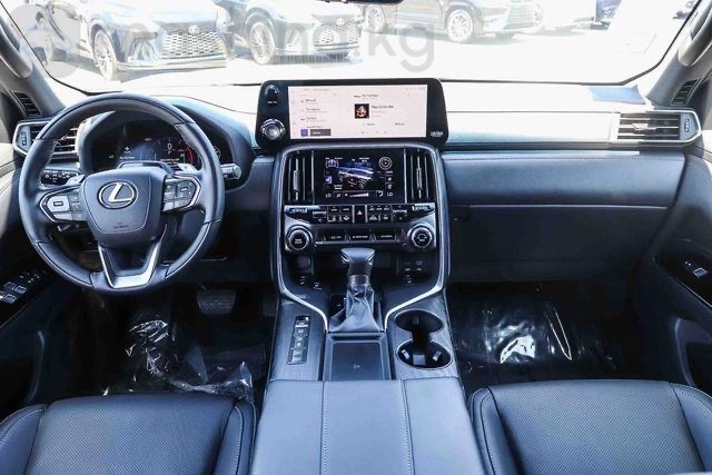 Lexus LX, 2023 — фото 11 из 12