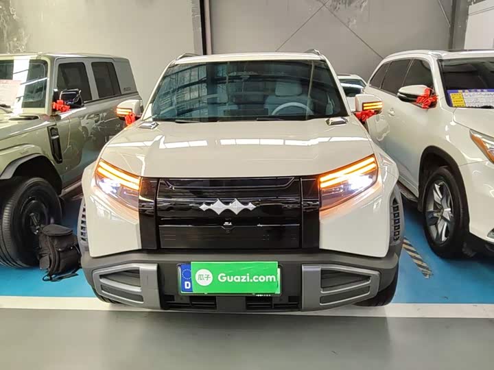 BYD FangChengBao Titanium 3 (Tai 3), 2025 — фото 3 из 9