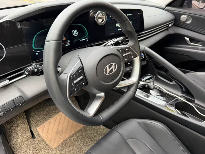 Hyundai Elantra N line, 2024 — фото 9 из 9