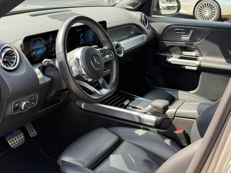 Mercedes-Benz EQB, 2022 — фото 12 из 12