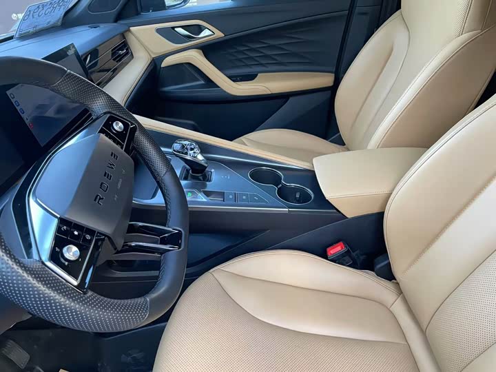 Roewe RX5, 2022 — фото 6 из 9