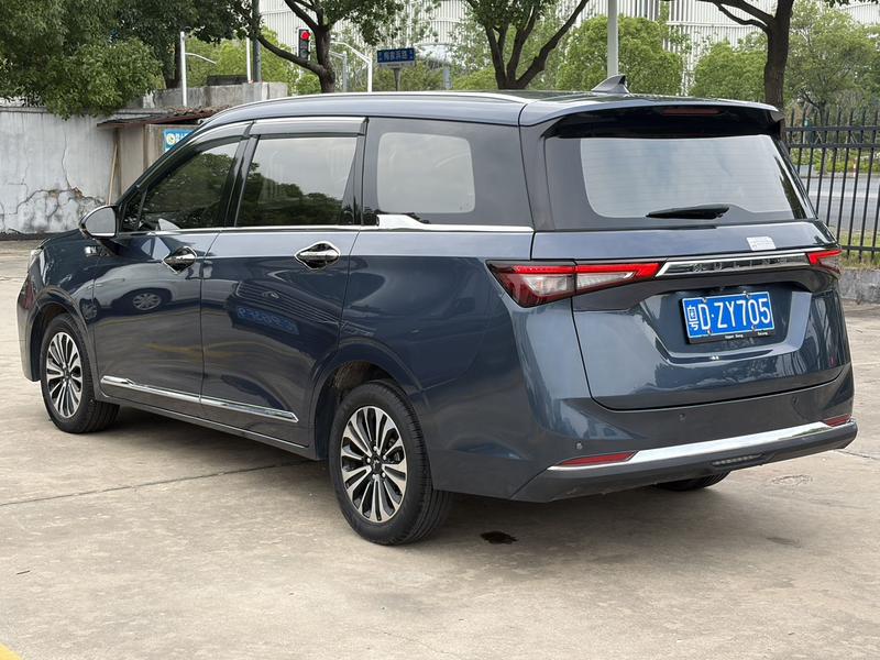 Wuling Jiachen, 2022 — фото 4 из 12