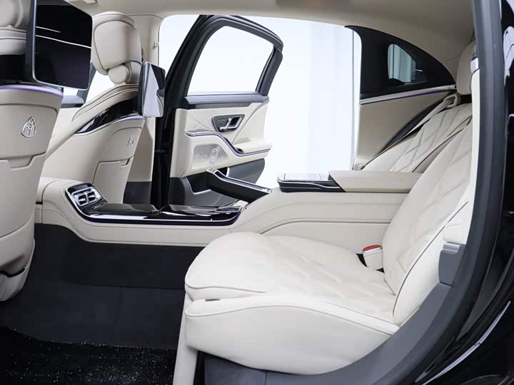 Mercedes-Benz Maybach S-Class, 2023 — фото 8 из 9