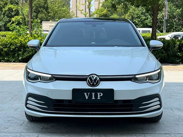Volkswagen Golf, 2023 — фото 2 из 9