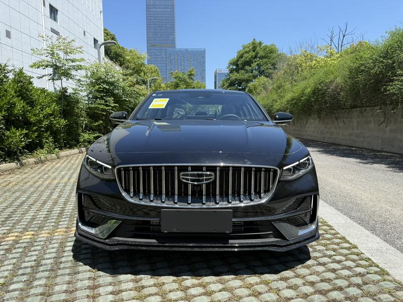 Geely Preface, 2025 — фото 2 из 12
