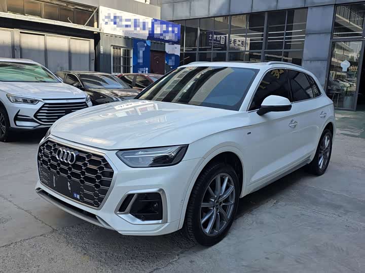 Audi Q5L, 2022 — купить в Перми под ключ