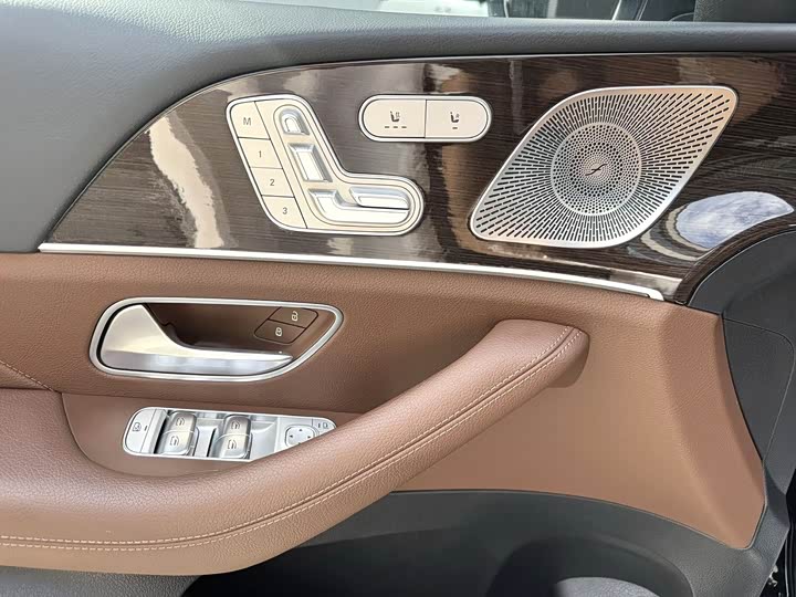 Mercedes-Benz GLE-Class, 2023 — фото 7 из 9