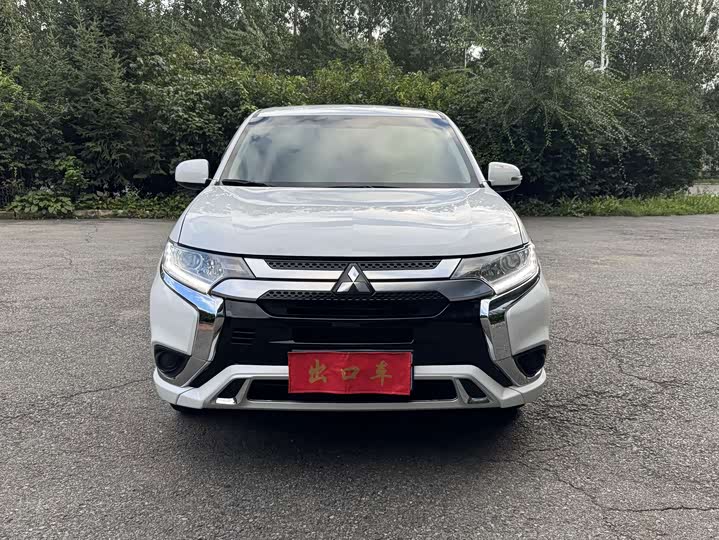 Mitsubishi Outlander, 2021 — фото 3 из 9