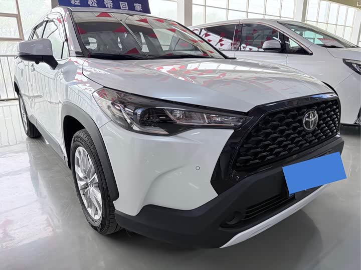 Toyota Corolla Cross, 2024 — фото 3 из 9