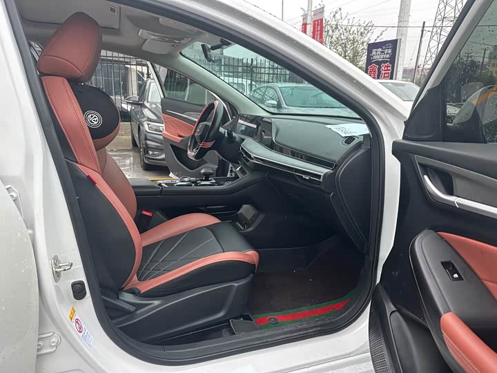 Changan Eado Plus, 2023 — фото 7 из 9