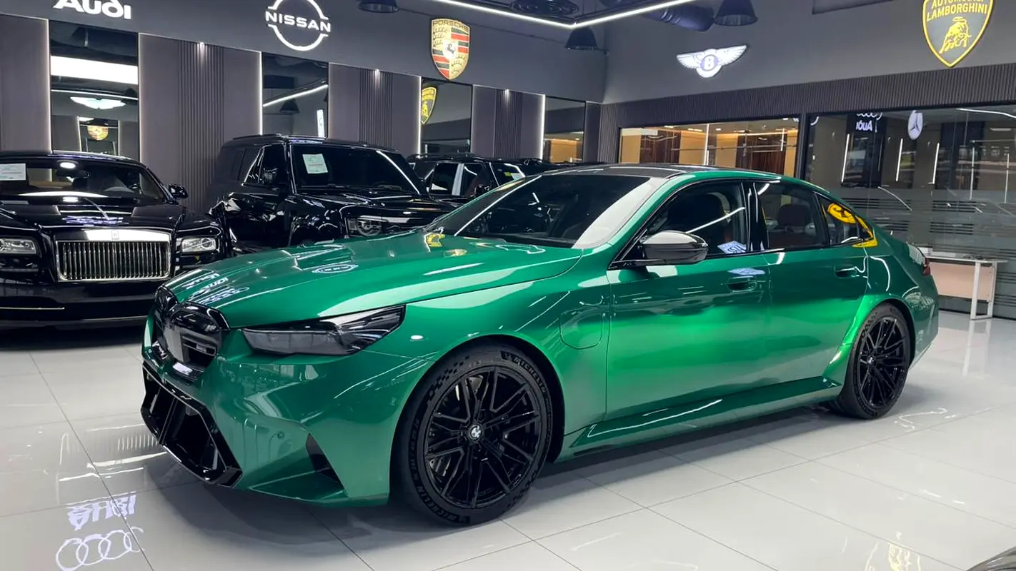 BMW M5, 2025