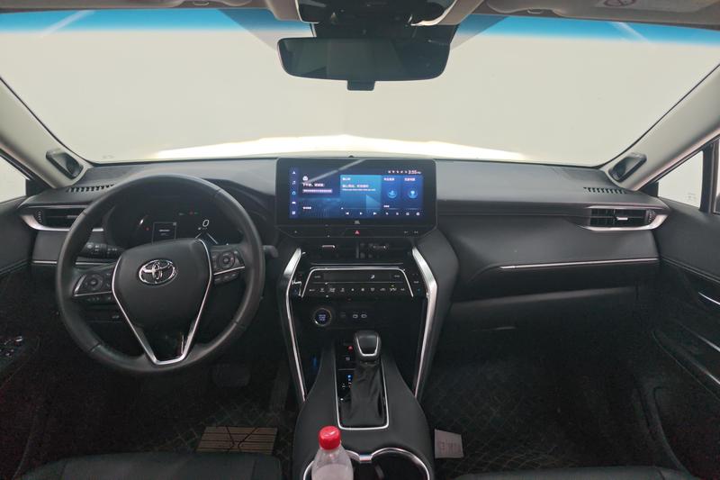 Toyota Venza, 2023 — фото 9 из 12
