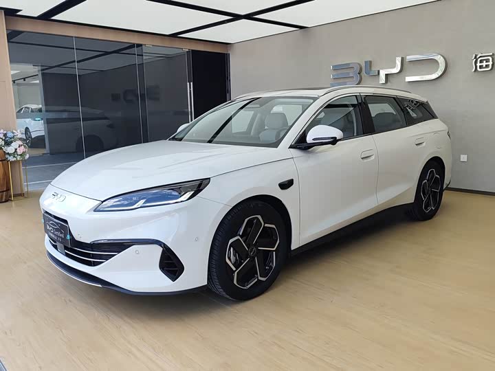 BYD Seal 06 Hybrid/EV, 2025 — купить в Москве под ключ