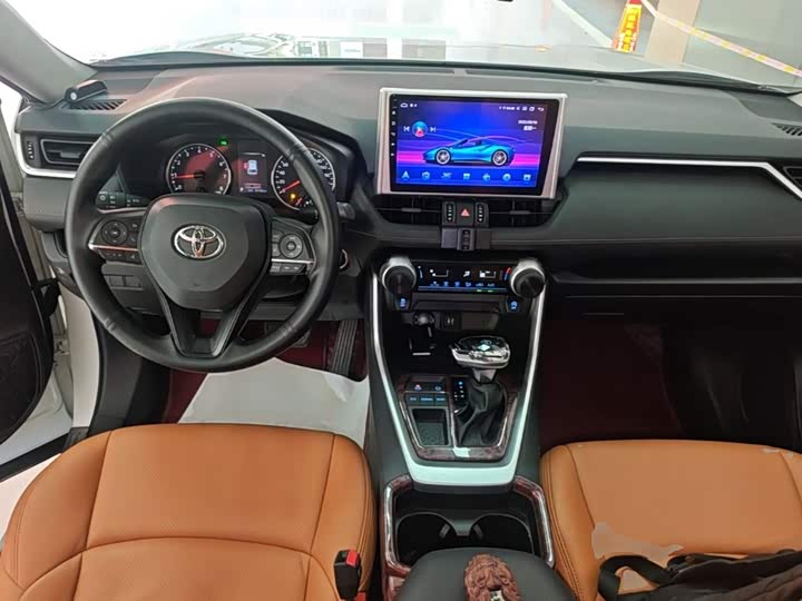 Toyota Wildlander, 2022 — фото 6 из 9