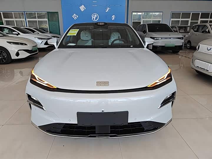 Geely Galaxy Starshine 8 EM-i, 2026 — фото 3 из 9
