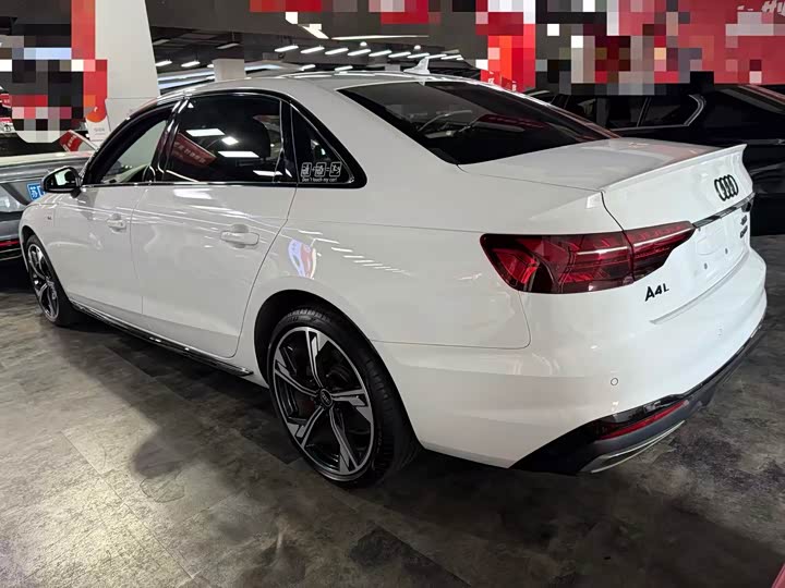 Audi A4L, 2023 — фото 5 из 9