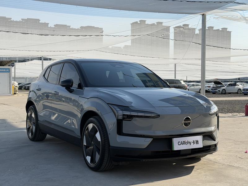 Volvo EX30, 2024 — фото 3 из 12