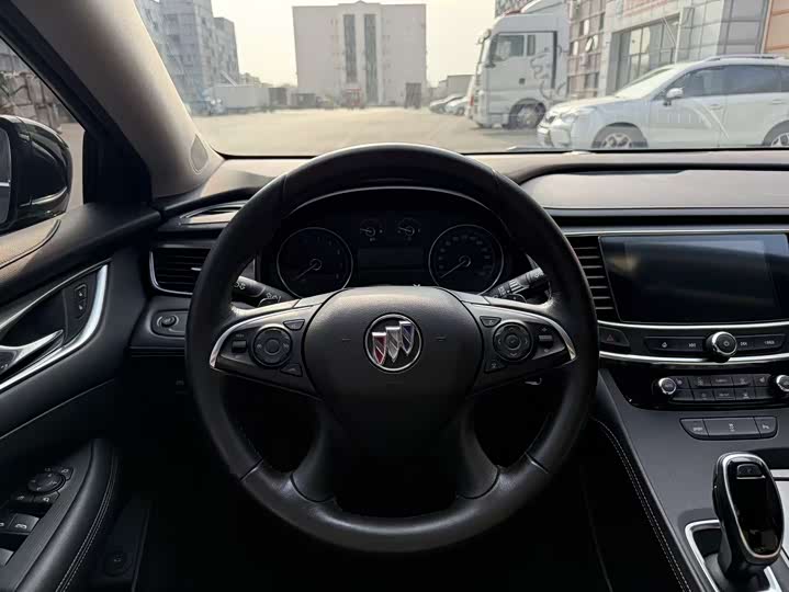 Buick LaCrosse, 2022 — фото 8 из 9