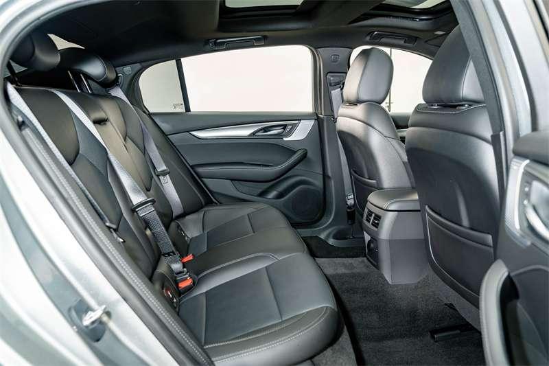 Cadillac CT5, 2023 — фото 11 из 12